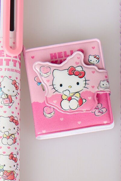 Hello Kitty "DEKOMUS ISLAK MENDİL HEDİYELİ" LİSANSLI HELLO KITTY & AND FRIENDS 6 PARÇA KIRTASİYE SETİ PODS/KULAK