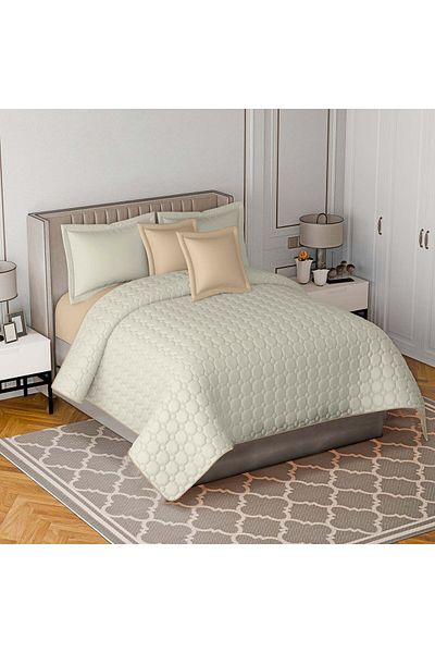 smart home A compressed summer double bed sheet to give beauty and elegance to your bedroom
