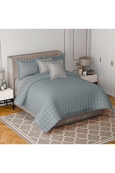 smart home A compressed summer double bed sheet to give beauty and elegance to your bedroom