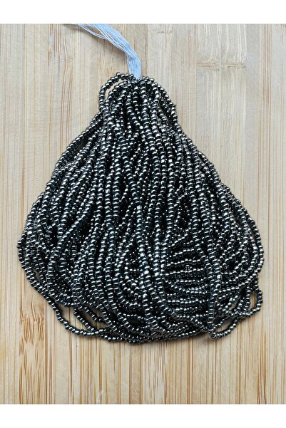 Öztürk Culoarea unui plumb. Mărgele de nisip Cehoslovacia, Adana, Lucrări din...