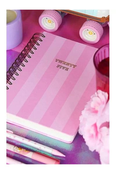 Mu Art Ahşap Victoria'S Journals Spiralbound Σκληρό εξώφυλλο 2025 Ημερήσια Ατζέντα A5