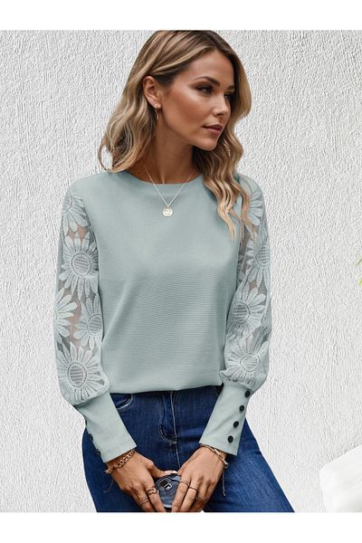 UniqueStore.ro Mint green blouse with floral lace sleeves