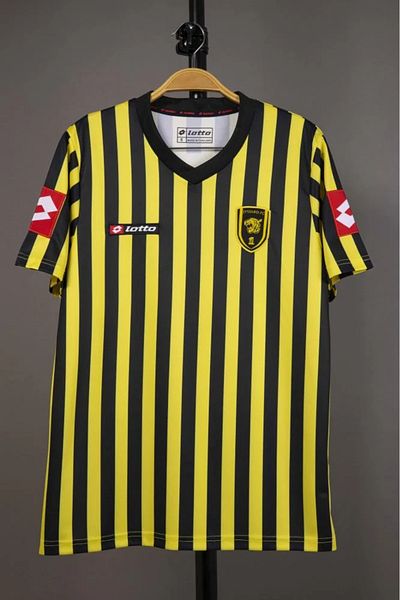 ماركة غير محددة Two-piece set of Al-Ittihad Saudi Football Team jerseys, 2009 season