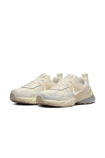 Nike Dámské krémové tenisky V2K Run