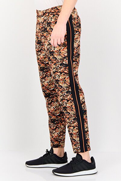 Ellesse Men Sportswear Fit Outdoor Sweatpants, Multicolor