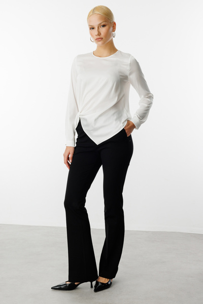 Ekol Σατέν μπλούζα με συσπειρωμένο μπροστινό μέρος