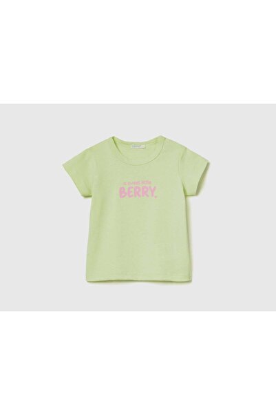 United Colors of Benetton تي شيرت للأطفال من القطن العضوي مع طباعة على الصدر