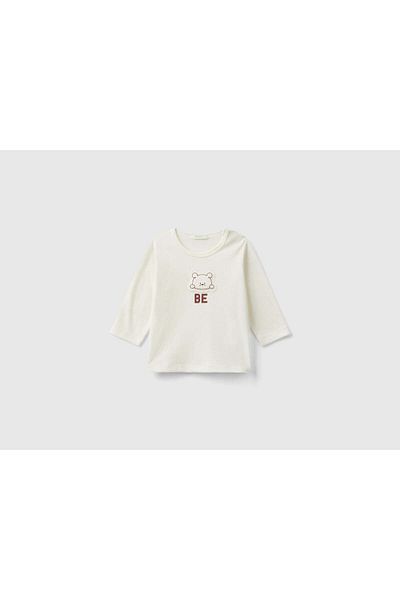 United Colors of Benetton 100% Organic Cotton Long Sleeve T-Shirt with Badge for Infants
