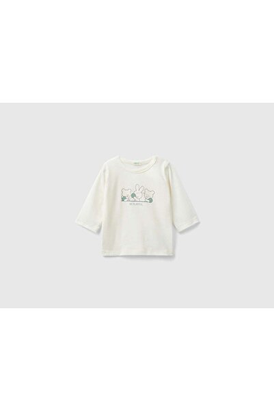 United Colors of Benetton تي شيرت قطني بأكمام طويلة وطبعة أمامية للأطفال