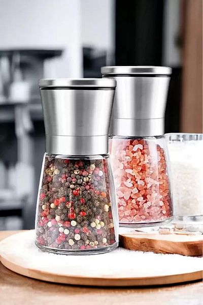 Rosemor 4-Piece Black Pepper Salt Mill Grinder with Ceramic Blades Grinder Black Pepper Pepper Shaker Spice Set
