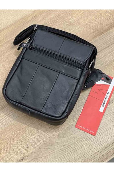 Micutz Men's Leather Bag: Allan Marco | 22x18x5 cm, Black