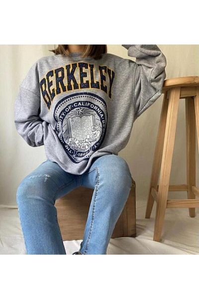 Boi Γυναικείο Seatshirt με στάμπα Berkeley σε γκρι χρώμα