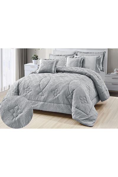 Red Rose A double bedspread with an embroidered design to provide comfort during the summer days and add elegance to your room.