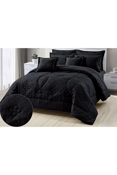 Red Rose A double bedspread with an embroidered design to provide comfort during the summer days and add elegance to your room.