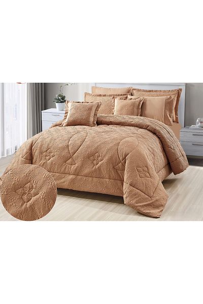 Red Rose A double bedspread with an embroidered design to provide comfort during the summer days and add elegance to your room.