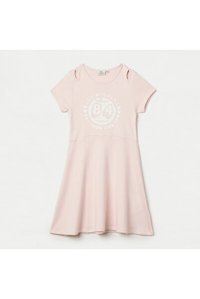 Juniors فستان مطبوع بقصة A مع تفاصيل مقصوصة