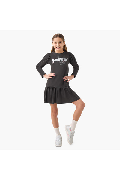 Juniors Slogan Print Drop Waist Dress with Round Neck and Long Sleeves