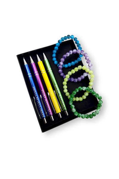 SürLaz 8 Piece Gift Set 4 Names Writable Shine Ballpoint Pen 4 Color Stone Bracelet in Special Box