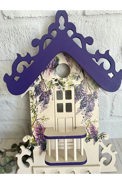 Bypinaryuksel Balcony House Shaped Flower Patterned Keychain