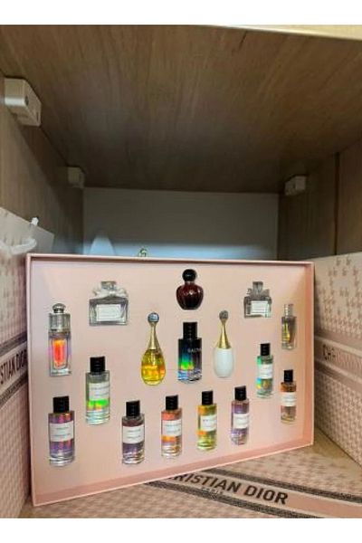 Dior مجموعة عطور ديور الميني مع الملحقات 16 * 5 مل