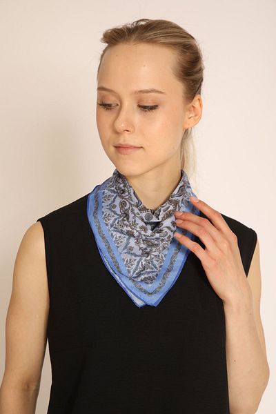 BERCHEM SCARF Paisley Patterned Women's Scarf – Stylish and Vibrant Colored Neck Accessory