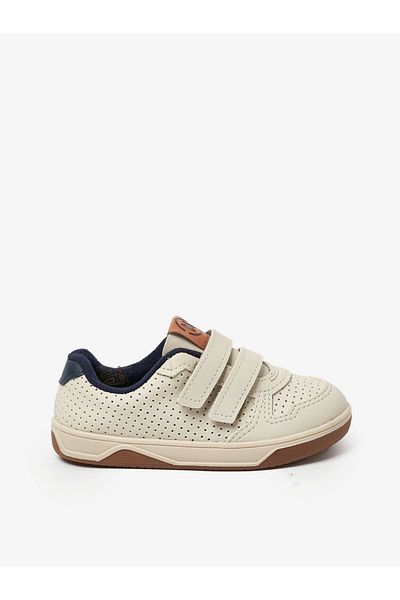 Styli Embellished Round Toe Ballerina Shoes