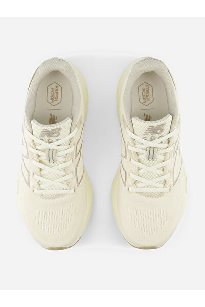 New Balance 680 Shoes