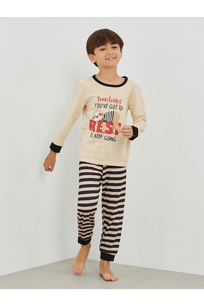 Styli Graphic Print Round Neck T-Shirt and Striped Pyjama Set