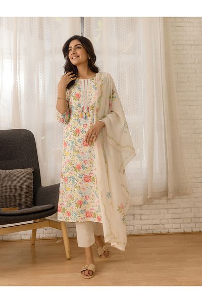 DW By Styli Floral Printed A-Line Kurta with Trousers and Dupatta Set