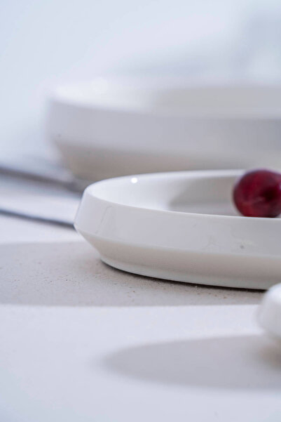 ACAR Rumi Round Presentation Plate - 18 cm