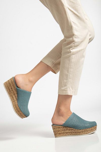 ANALİN SHOES Γυναικείες παντόφλες με κλειστό δάχτυλο από γνήσιο δέρμα - Μπλε