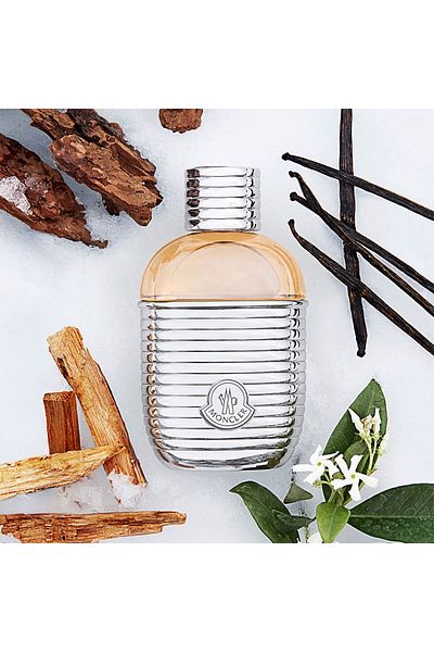 Moncler Pour Femme Eau De Parfum Gift Set - Eau De Parfum 60 ML + Perfumed Body Cream 100 ML