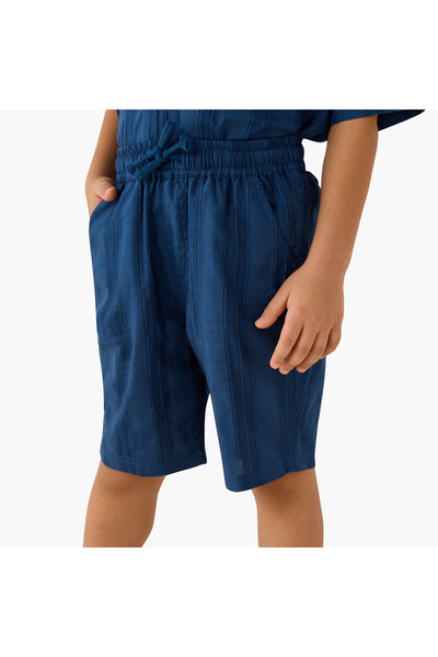 Juniors Textured Shirt and Shorts Set