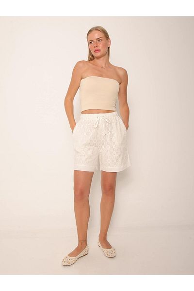 Coral Tulle Lace Shorts White