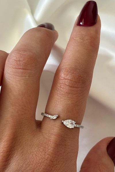 Leo'Stone Imported Series Exquisite Zircon Stone Drop Design Adjustable Women's Steel Ring