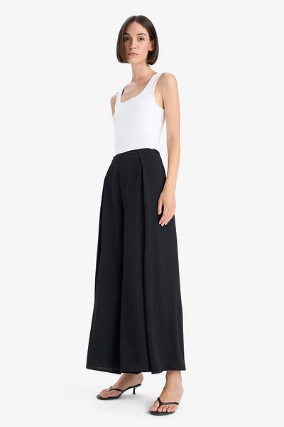 DeFacto Slim Fit Slim Fit Basic Μονόχρωμο Μονόχρωμο Μονόχρωμο Γιακά Μονόχρωμο C2622AX25AU