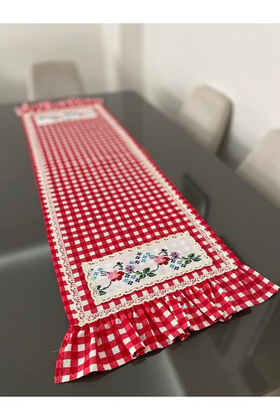 Parla Life Red Gingham Cross Stitch Ruffled Runner (Cross Stitch Patterns Vary)