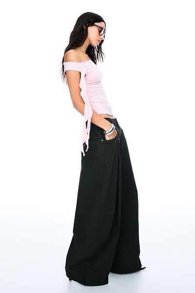 Bershka Sleeveless T-shirt with tie detail
