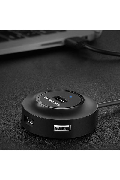 Ugreen Adaptor splitter HUB 4 în 1 USB 2.0 la 4x USB-A 480Mb/s 1m negru