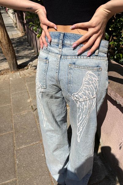 VibeGaia Дамски светлосини дънки Wings Slim Fit с висока талия