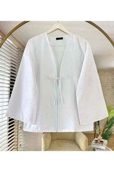 unika boutique Tie Front Kimono