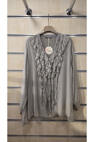 Park Moda Италианска копринена блуза с яка с волани