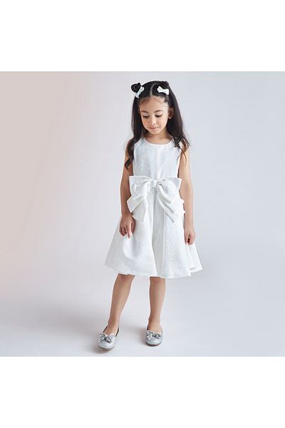 Juniors Floral Textured Sleeveless Romper with Bow Applique and Round Neck