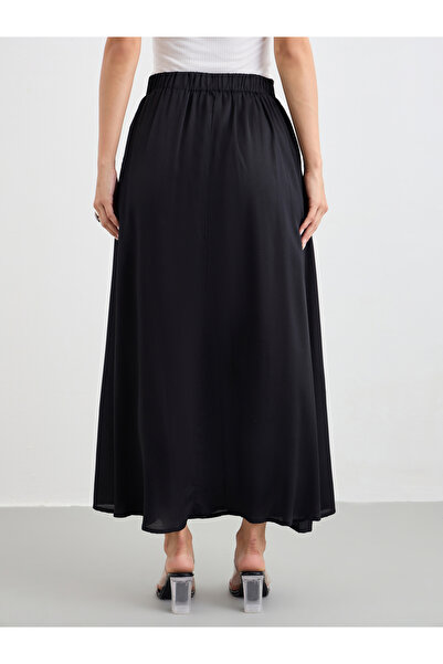 Styli Solid Mid Rise A-Line Maxi Skirt