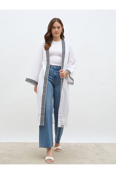 Styli Regular Fit Embroidered Edge Midi Kimono