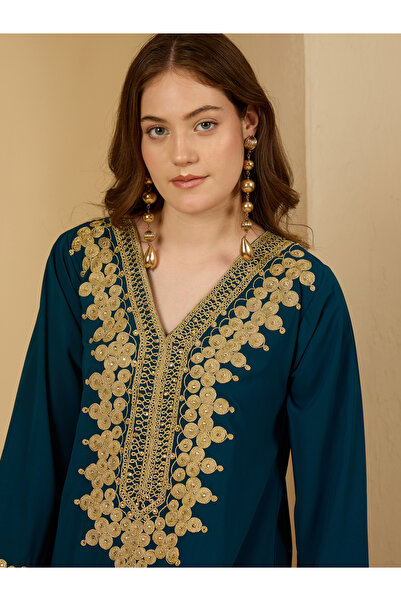 Styli Embellished Lace Detail V Neck Jalabiya