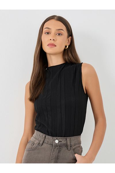 Styli Textured Sleeveless Round Neck Blouse