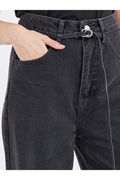 Styli Mid Rise Wide Leg Washed Jeans