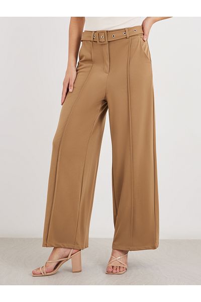 Styli Women Brown Wide Leg Trousers with Pintuck Detail