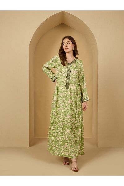 Styli Floral Print Lace Detail Pleated Jalabiya